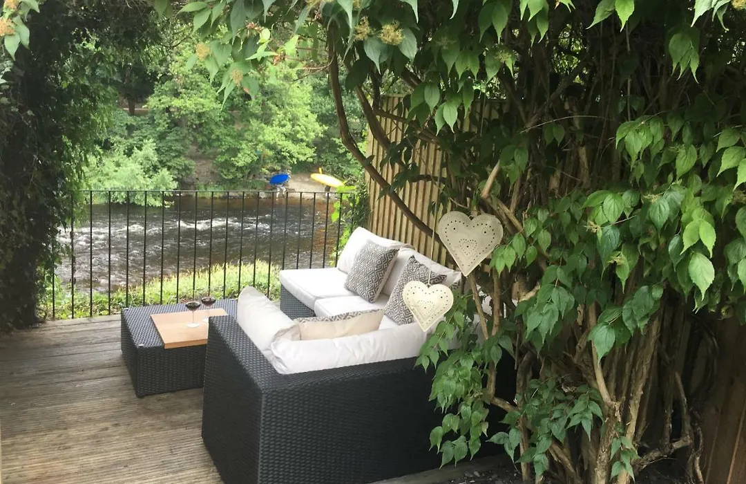 Riverside Suites Llangollen-1