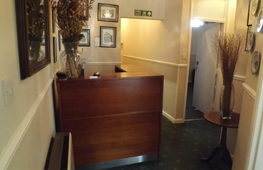 Ashleigh House-1