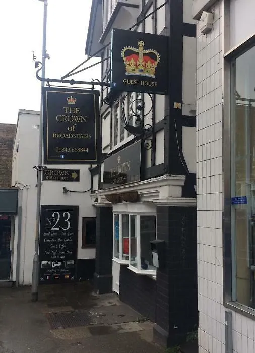 The Crown Bar & Guesthouse-1