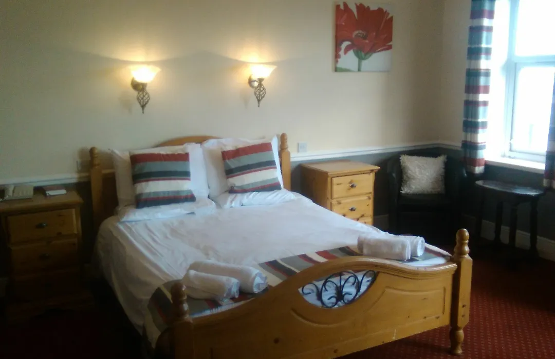 Monarch Hotel-1