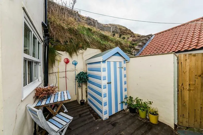 Old Kipper Cottage-1