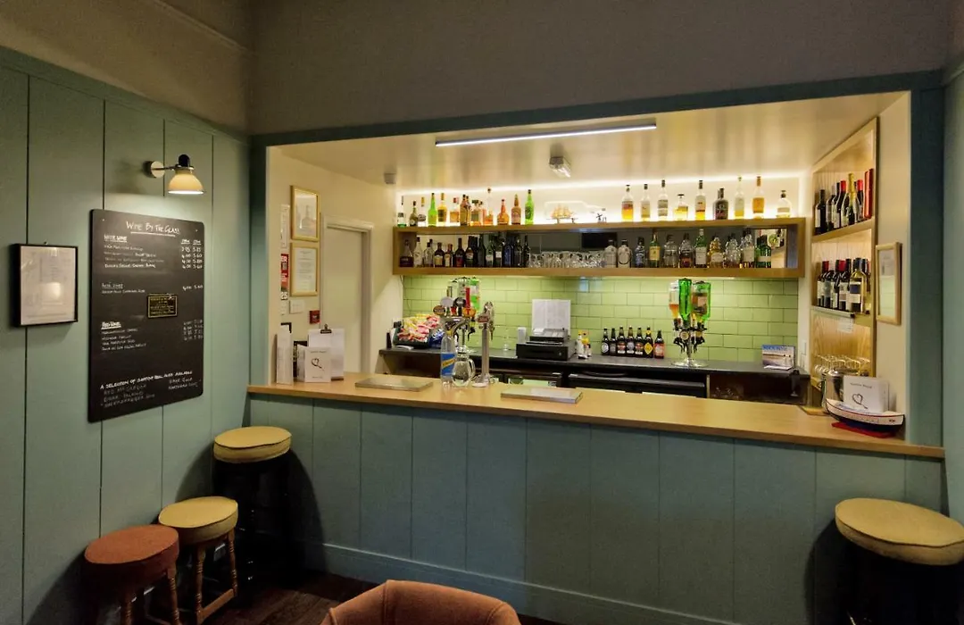 Station Hotel-1