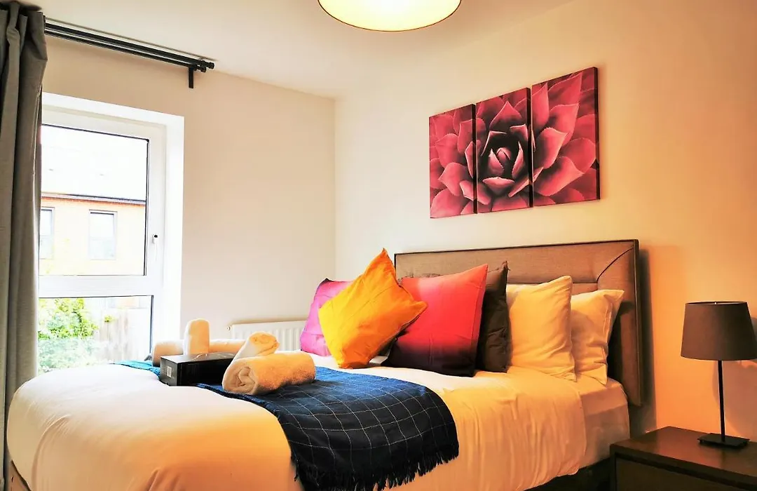 Lovely Holiday Home In Birmingham City Center 3 Bedrooms House By Hf Group-1