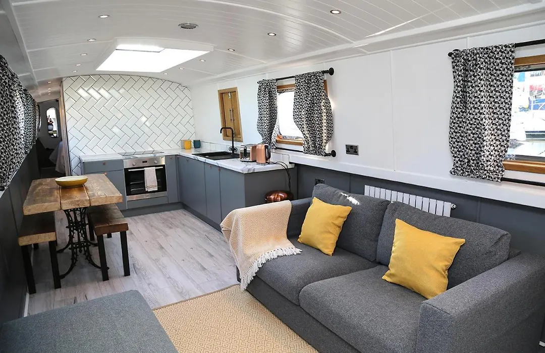 The Liverpool Boat-1