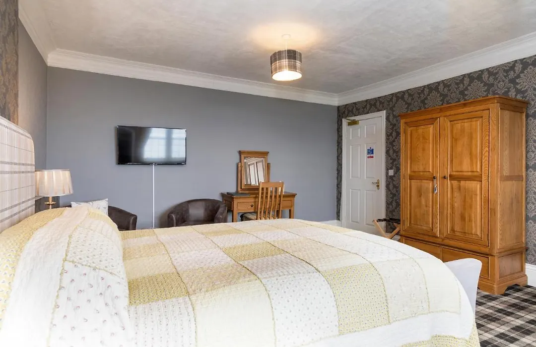 Crown Lodge-1