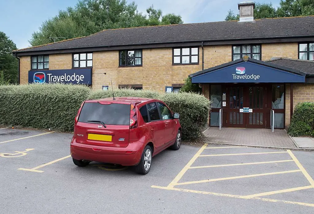 Travelodge Ilminster-1