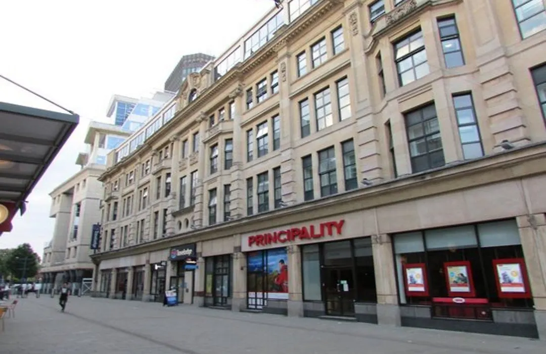 Travelodge Cardiff Central Queen Street-1