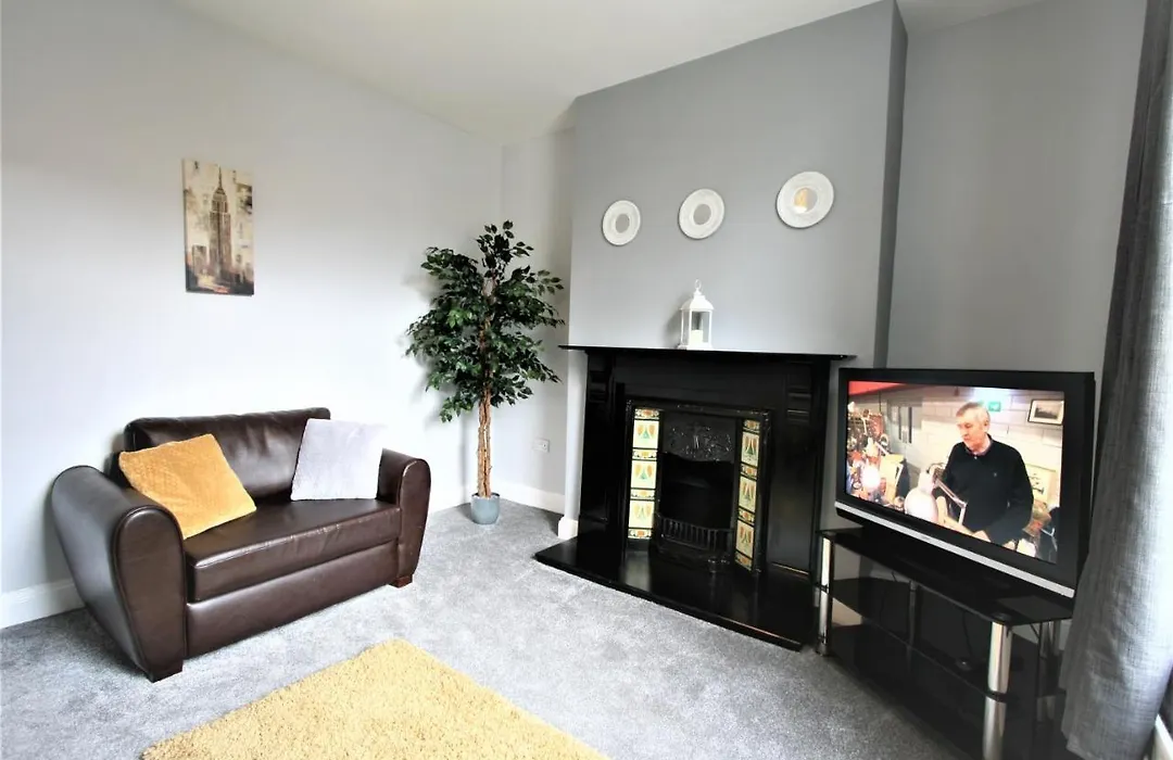 Nelson By The Docks Serviced Apartments By Roomsbooked-1