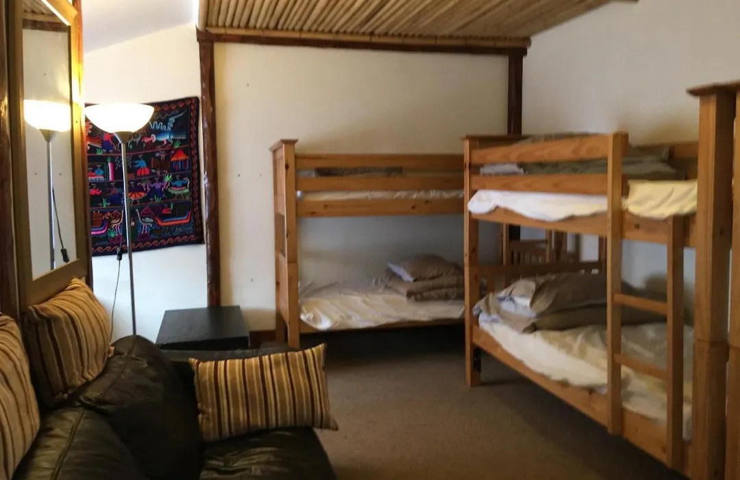 Pantyrathro International Hostel-1