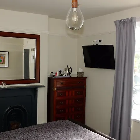 Bedlam House-3