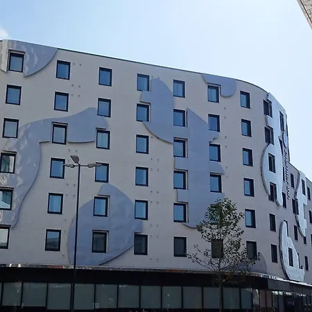 Premier Inn London Bromley-2
