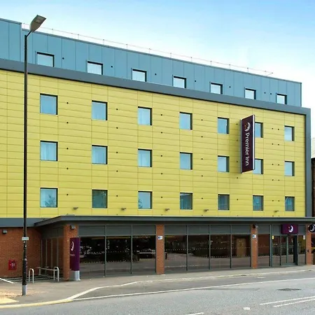 Premier Inn Newbury Tc - London Road-2