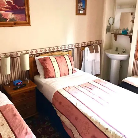 Ferintosh Guest House-3