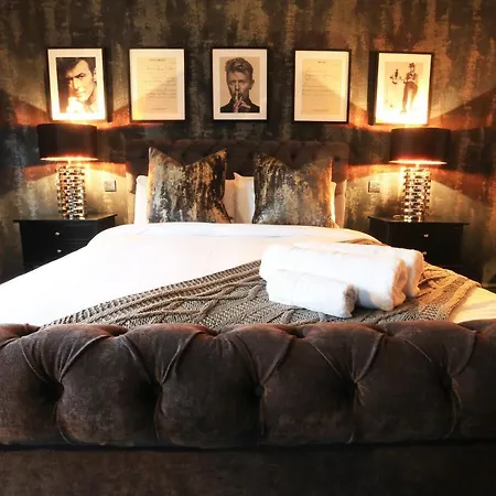 The Rock Hotel-2