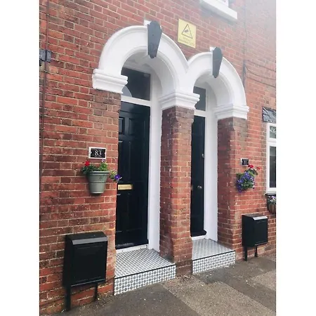 Arches Guest House-3