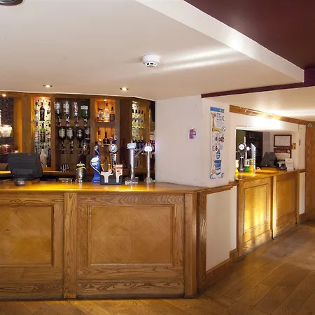 Premier Inn Christchurch / Highcliffe-3