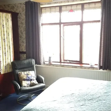 Hollingworth Lake Guest House Room Only Accommodation-2