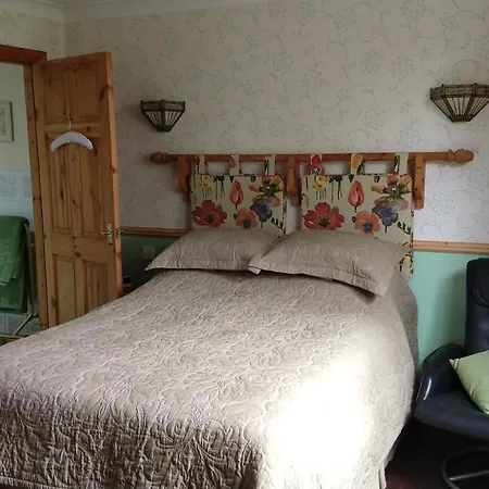 Hollingworth Lake Guest House Room Only Accommodation-3