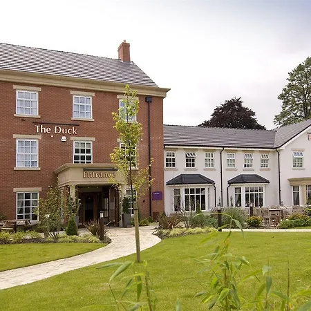 Premier Inn Birmingham Central Hagley Road-3