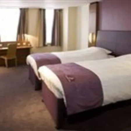 Premier Inn London Wembley Park-2