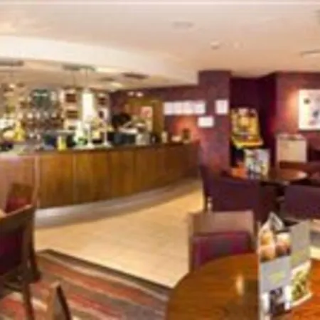 Premier Inn London Wembley Park-3