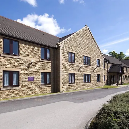 Premier Inn Burnley-2