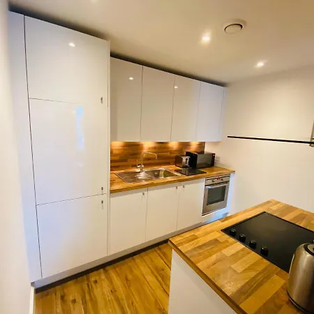 Stewart St James Walk Apartment-3