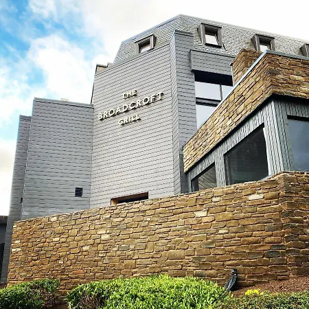 Broadcroft Hotel-2