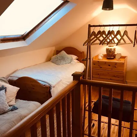 Harvel Cottage-2