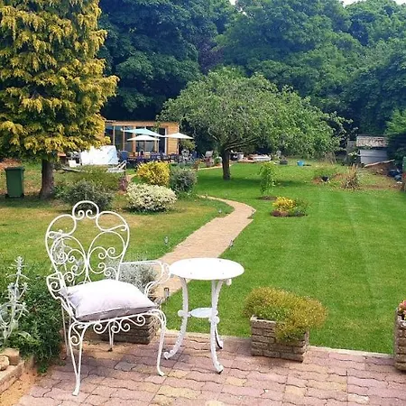 Maugersbury Park Suite-2