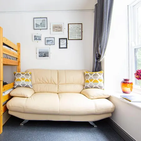 The Glantaff Inn Bunkhouse-3