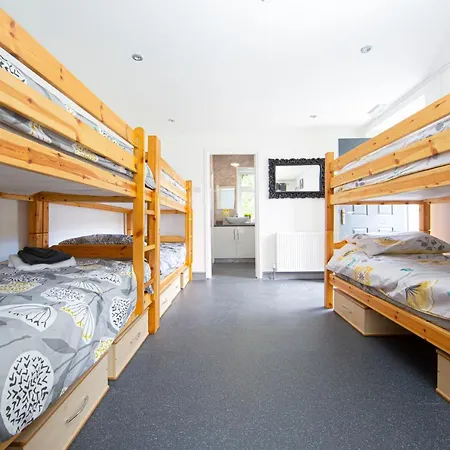 The Glantaff Inn Bunkhouse-2