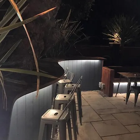 Oxgang Kitchen Bar & Rooms-3