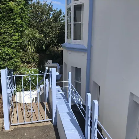 Harbour Lodge B&B-3