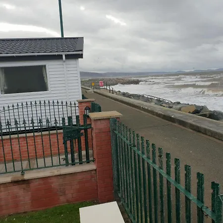 Park Home At Golden Sands Holiday Park N.Wales-3