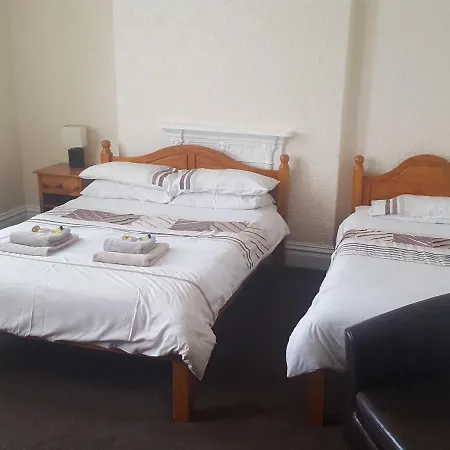 Globe Hotel-2