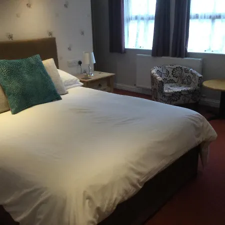 New Overlander Inn-3