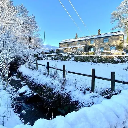 How Stean Cottage, A Gorgeous Home In Nidderdale-3