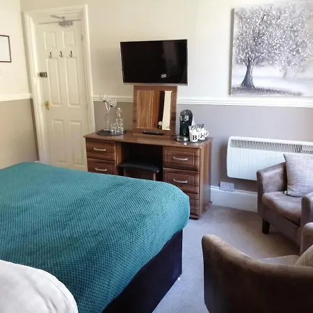 Burleigh Guest House-3