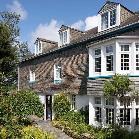 Pendennis Lodge-2