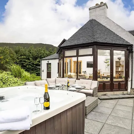 Rowan Cottage-2