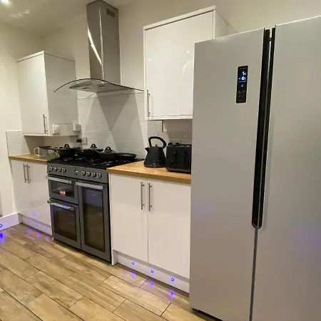 Heaton Park Road Professional Lets-2