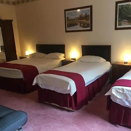 Holly Trees Hotel-2