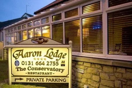 Aaron Lodge-3
