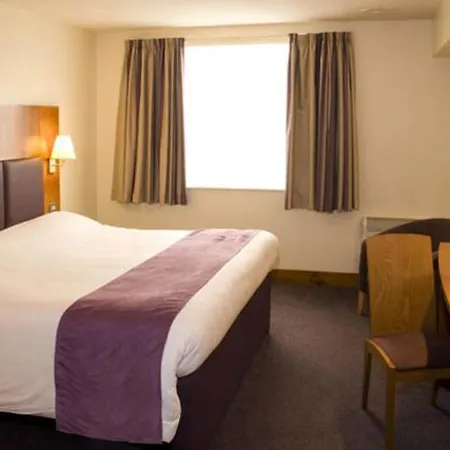 Premier Inn Belfast City Centre - Alfred Street-3