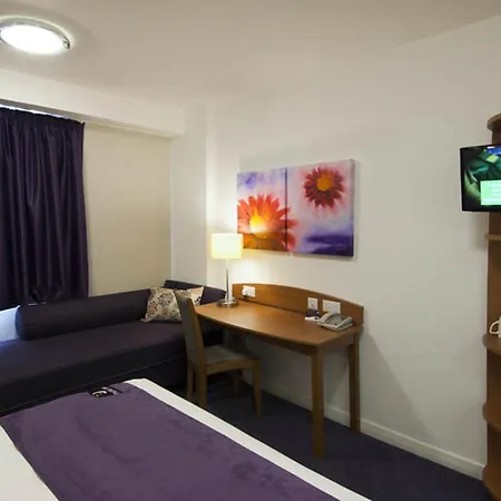 Premier Inn Birmingham City - Waterloo St-3