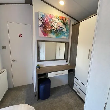 Eagles View - 2 Bed Hot Tub Lodge With Free Golf, No Buggy-3