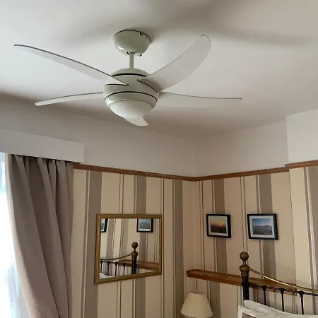 Linden Lodge Guest House-3