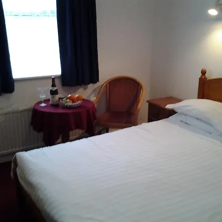 Abingdon Guest Lodge-2