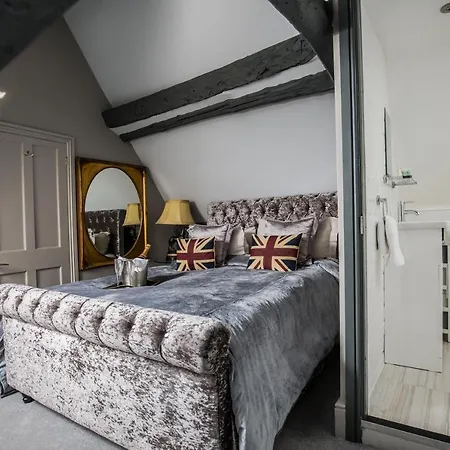 Court House Manor Luxury B&B-3